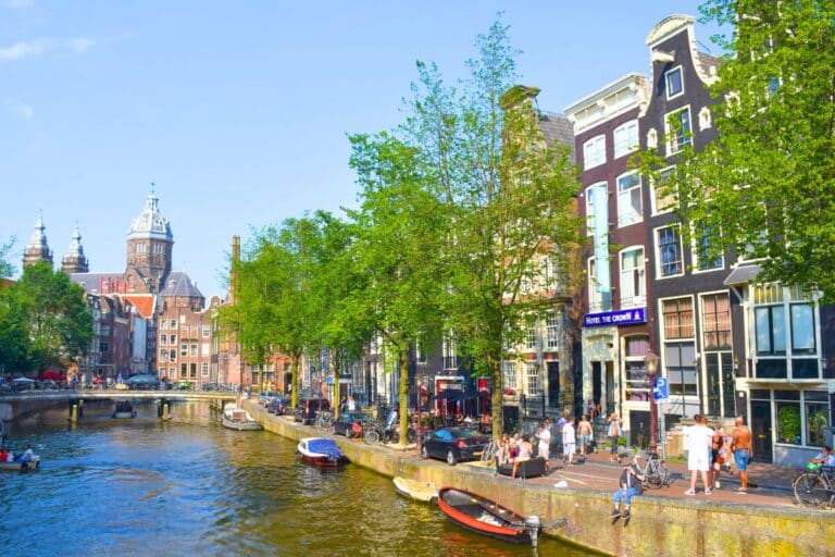 The 3 Best Amsterdam Canal Boat Tours to Explore Europe’s Venice of the North