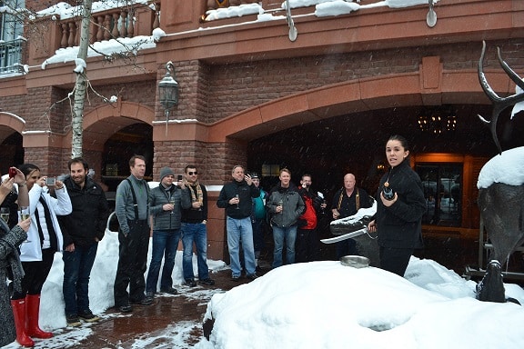 Champagne sabering St Regis Aspen