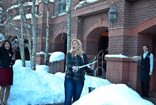 Champagne sabering St Regis Aspen Resort