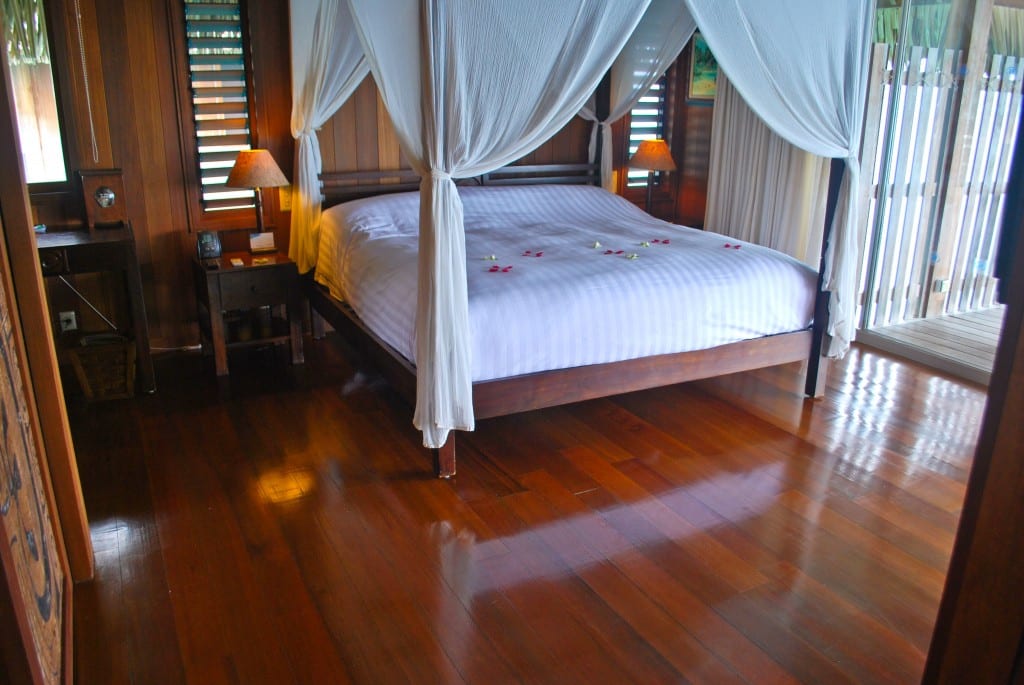 Overwater bungalow Conrad Bora Bora Nui