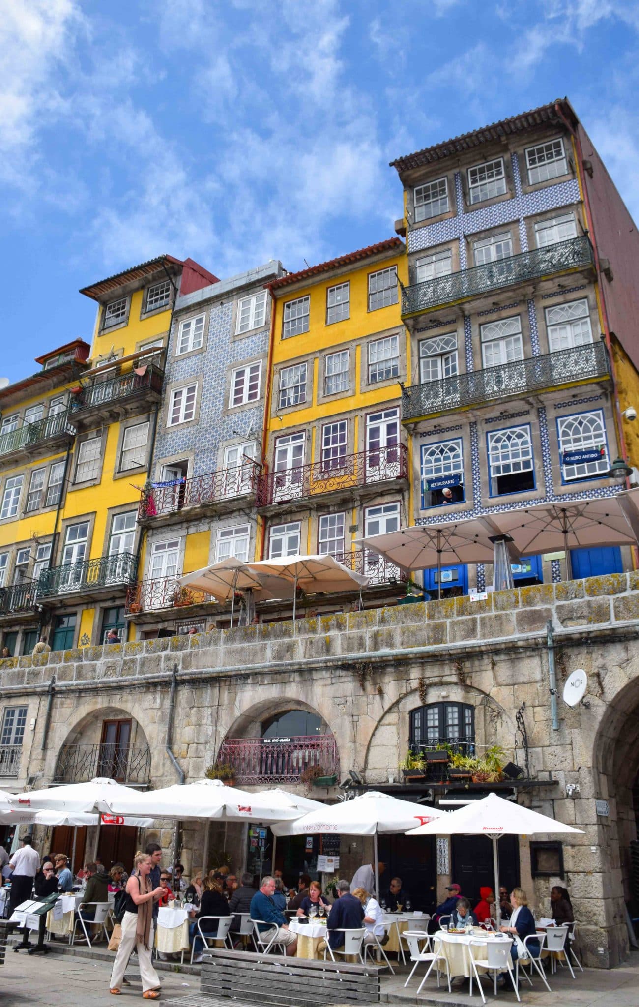 Porto Portugal architecture azulejo tile