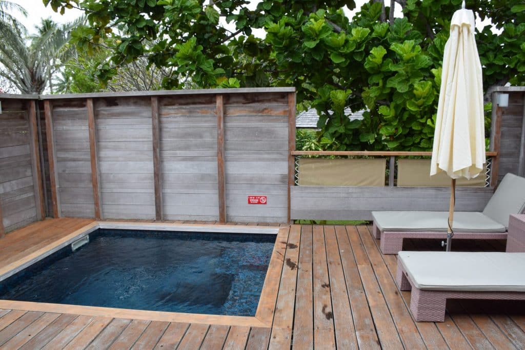 Hilton Moorea Garden Bungalow pool