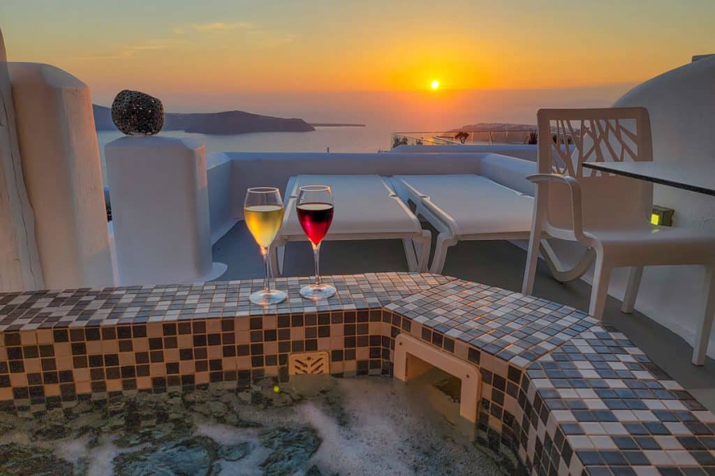 Kasimatis by La Perla Santorini Hotel