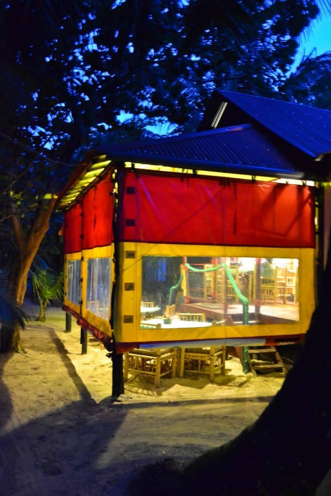 Little Corn Beach & Bungalow Restarant Nicaragua